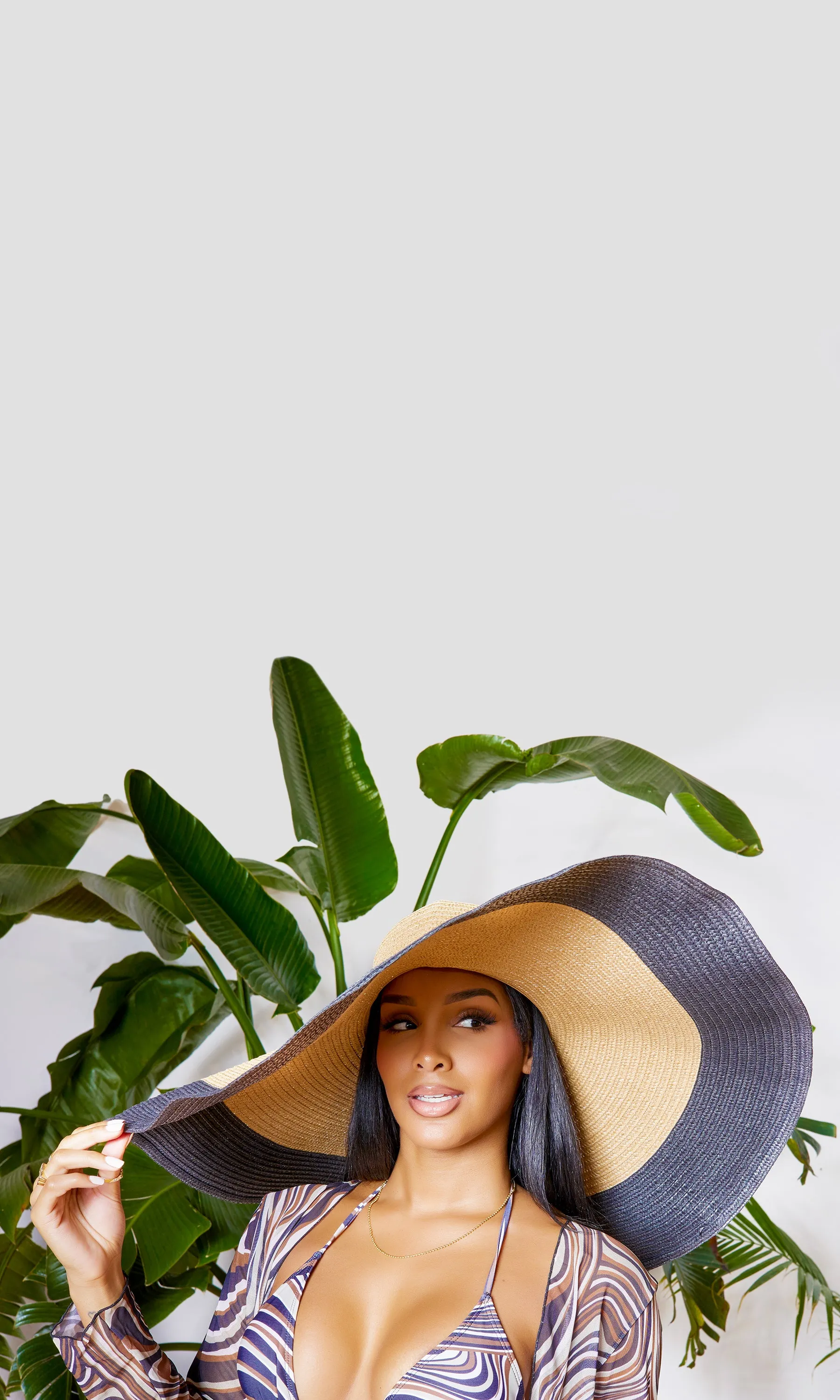 Beach Days | Khaki and Black Fedora